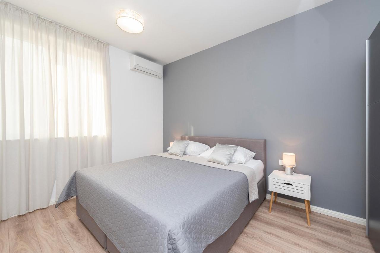 Villa Eni Apartments 2 Mandre Εξωτερικό φωτογραφία