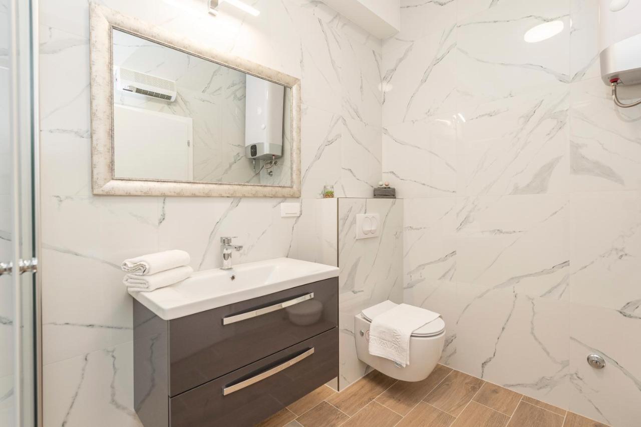 Villa Eni Apartments 2 Mandre Εξωτερικό φωτογραφία